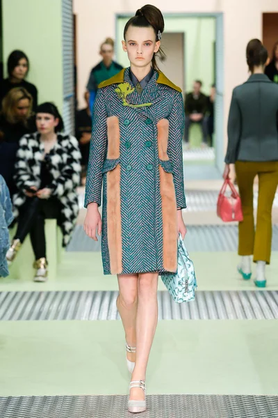 Look 6